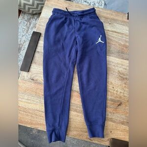 Youth Air Jordan sweatpants. Size Small (8-10).